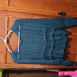 American Eagle Green Ruffle Blouse, Size Xsmall